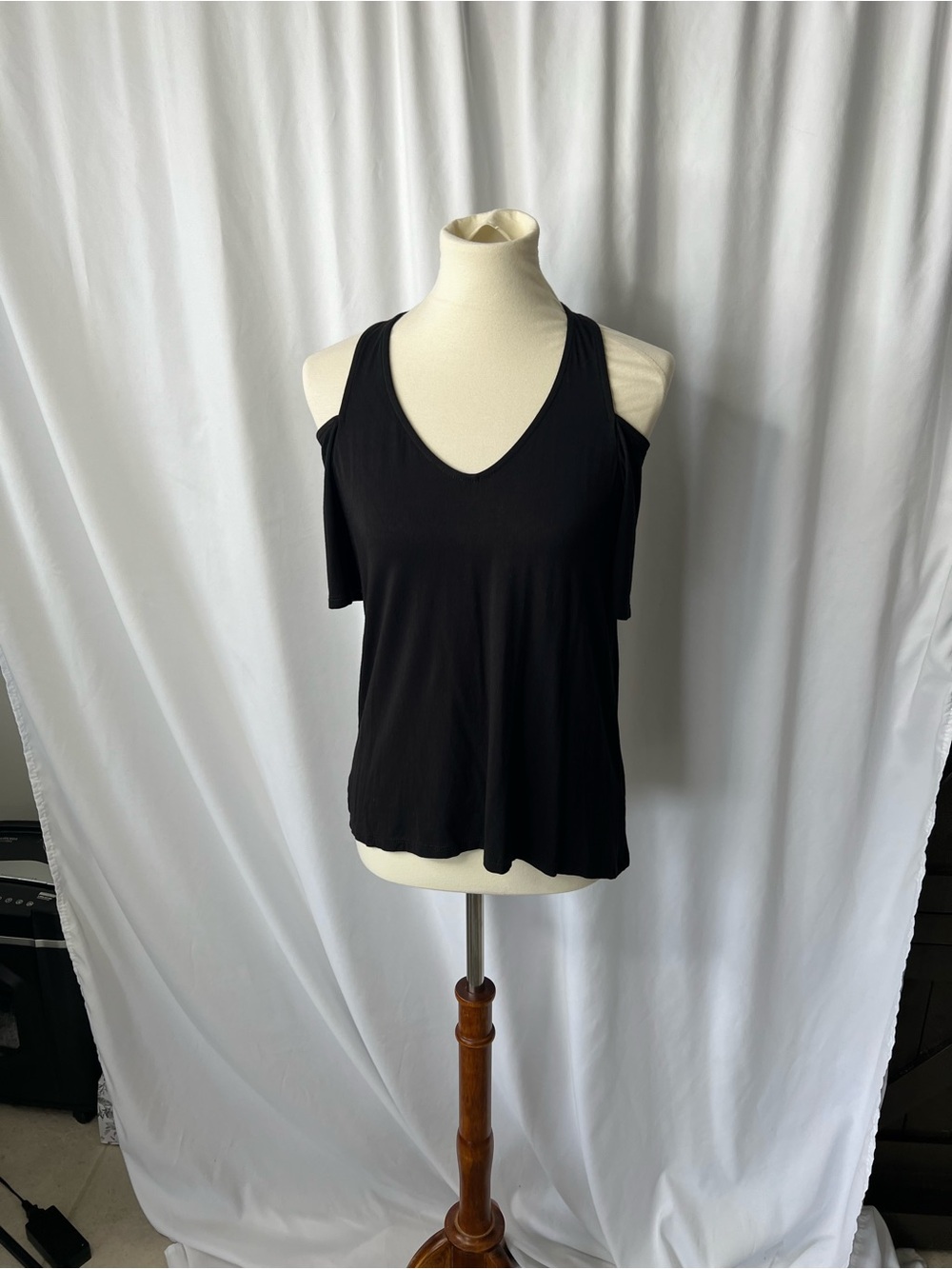 Venus Black Cold Shoulder Top Size Medium V-Neck Soft Stretch Blouse
